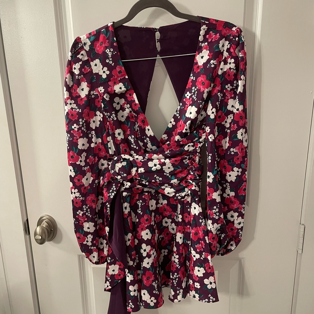 For love and lemons floral dress. Size S